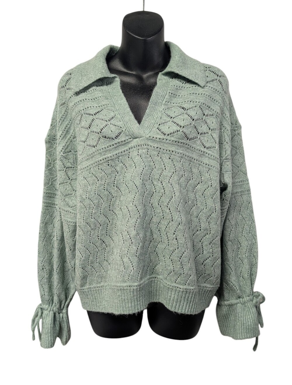 Democracy Women's Size M Sage Green Collared Open Knit Sweater Tie Cuffs